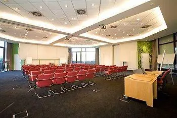 & Conferentiecentrum Groenendael Отель Хилваренбек